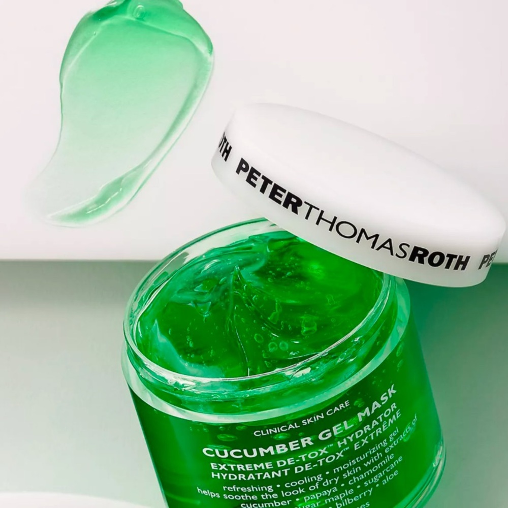 NWT Peter Thomas Roth Cucumber Gel Mask Extreme
Detoxifying Hydrator 1.7 oz